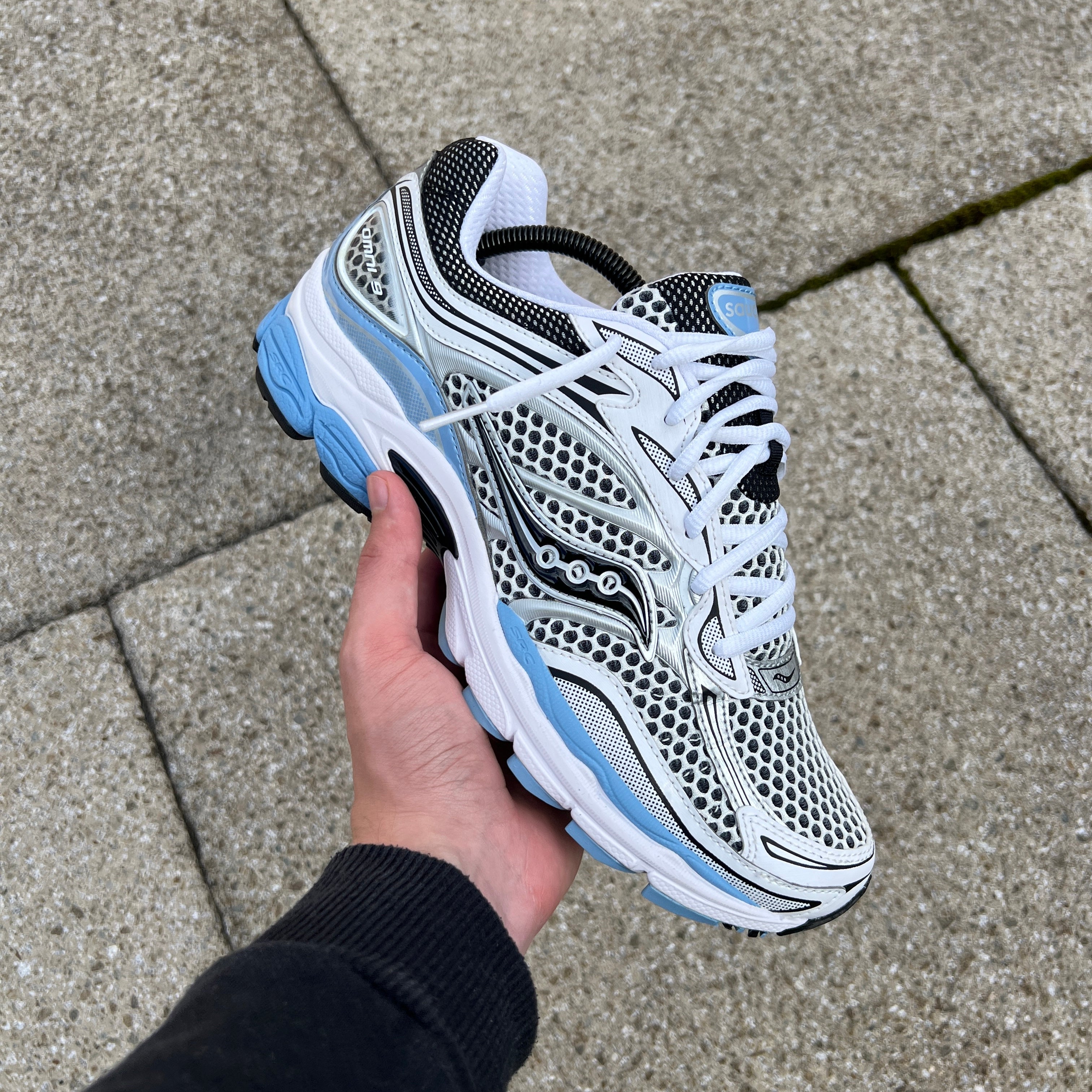 Saucony ProGrid Omni 9 Blissful Blue