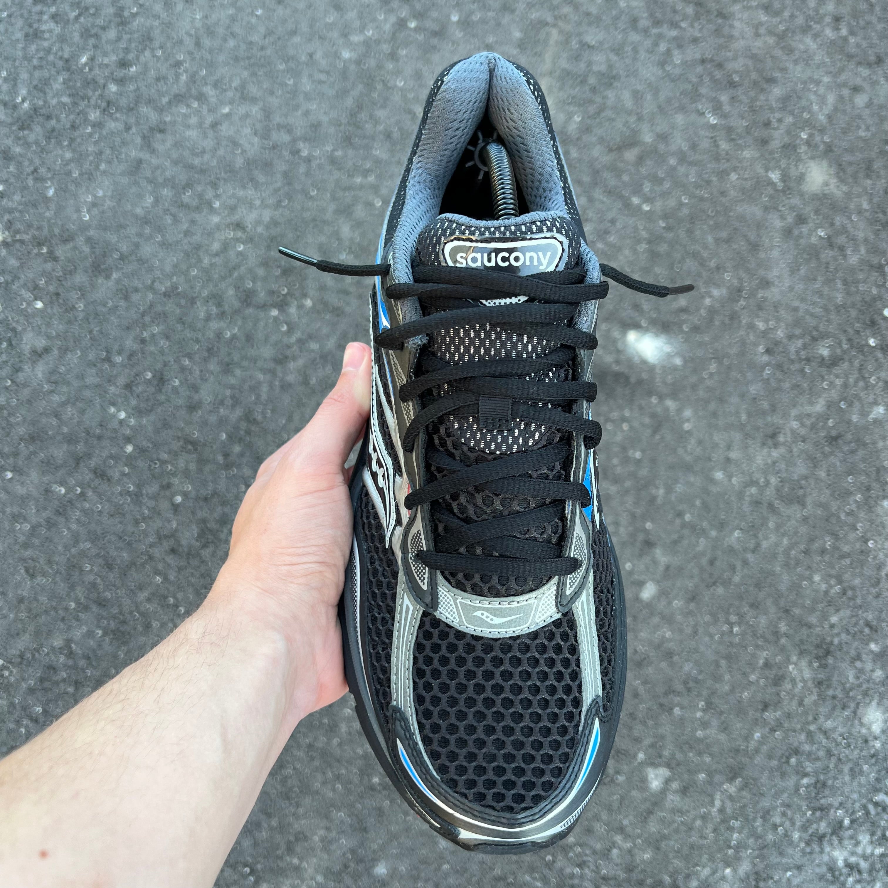Saucony ProGrid Omni 9 Black / Multi