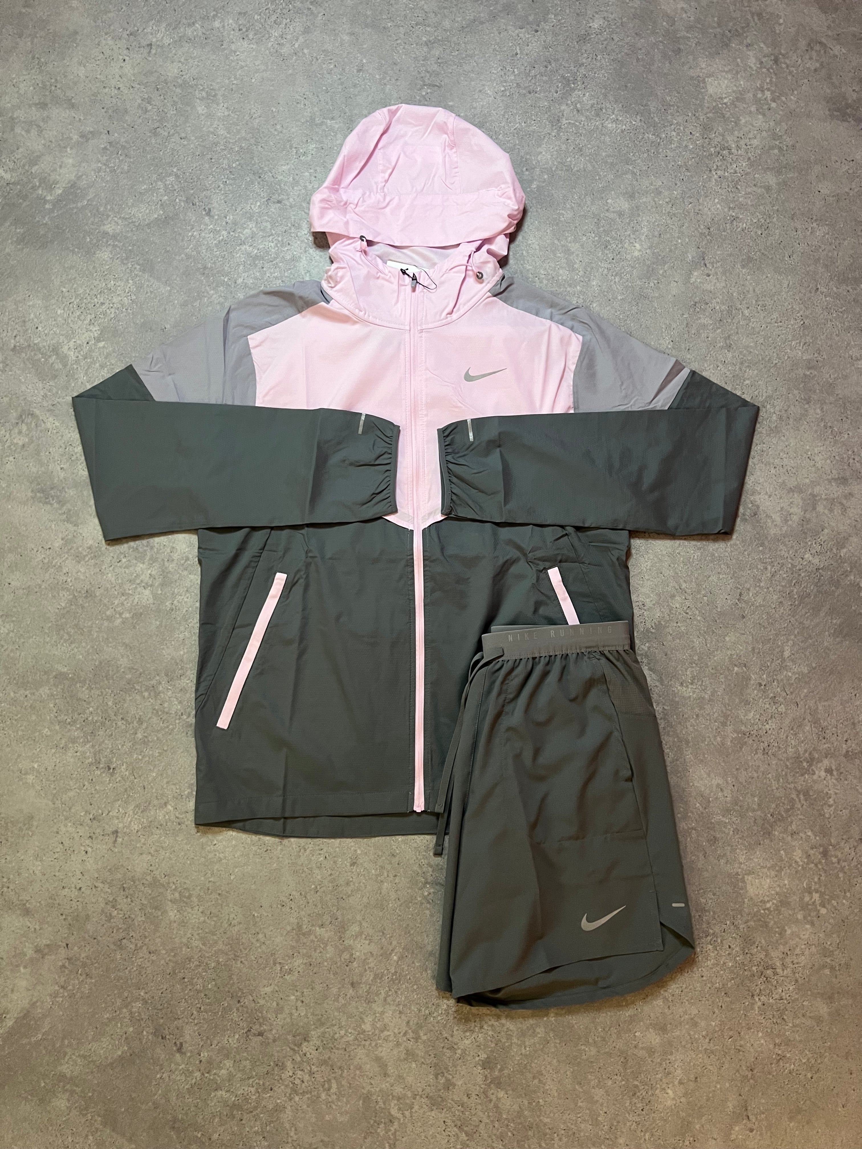 Nike Windrunner Pink Foam